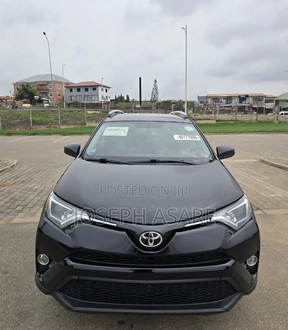 Toyota RAV4 LE AWD (2.5L 4cyl 6A) 2017