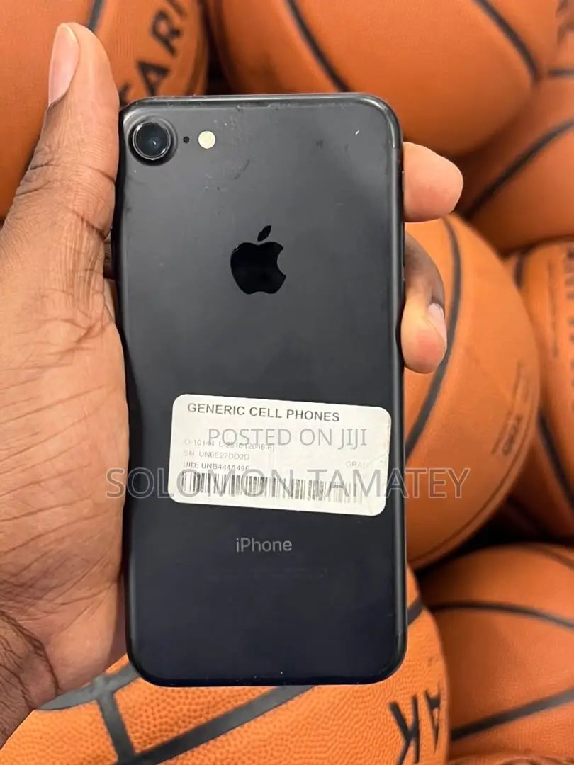 Apple iPhone 7 32 GB Black