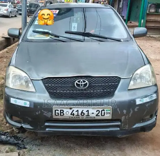 Toyota HiAce 2012