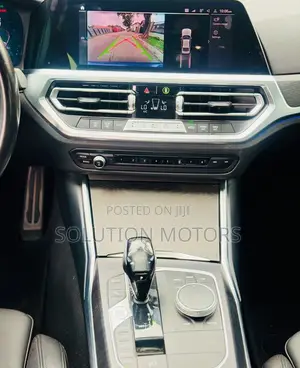 BMW 330i 2021 Blue