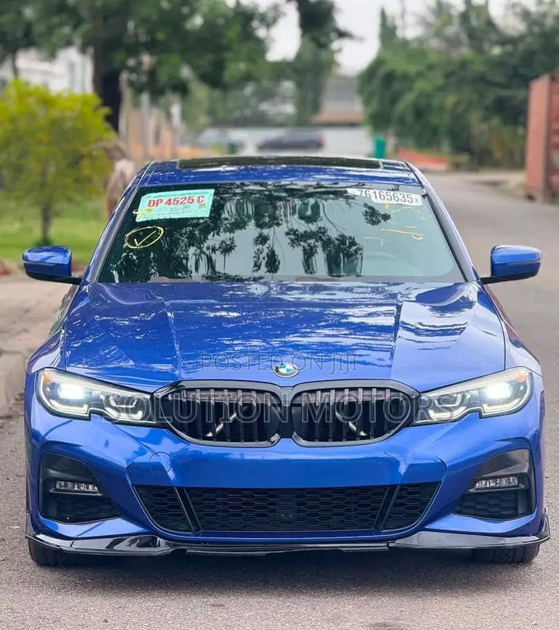 BMW 330i 2021 Blue