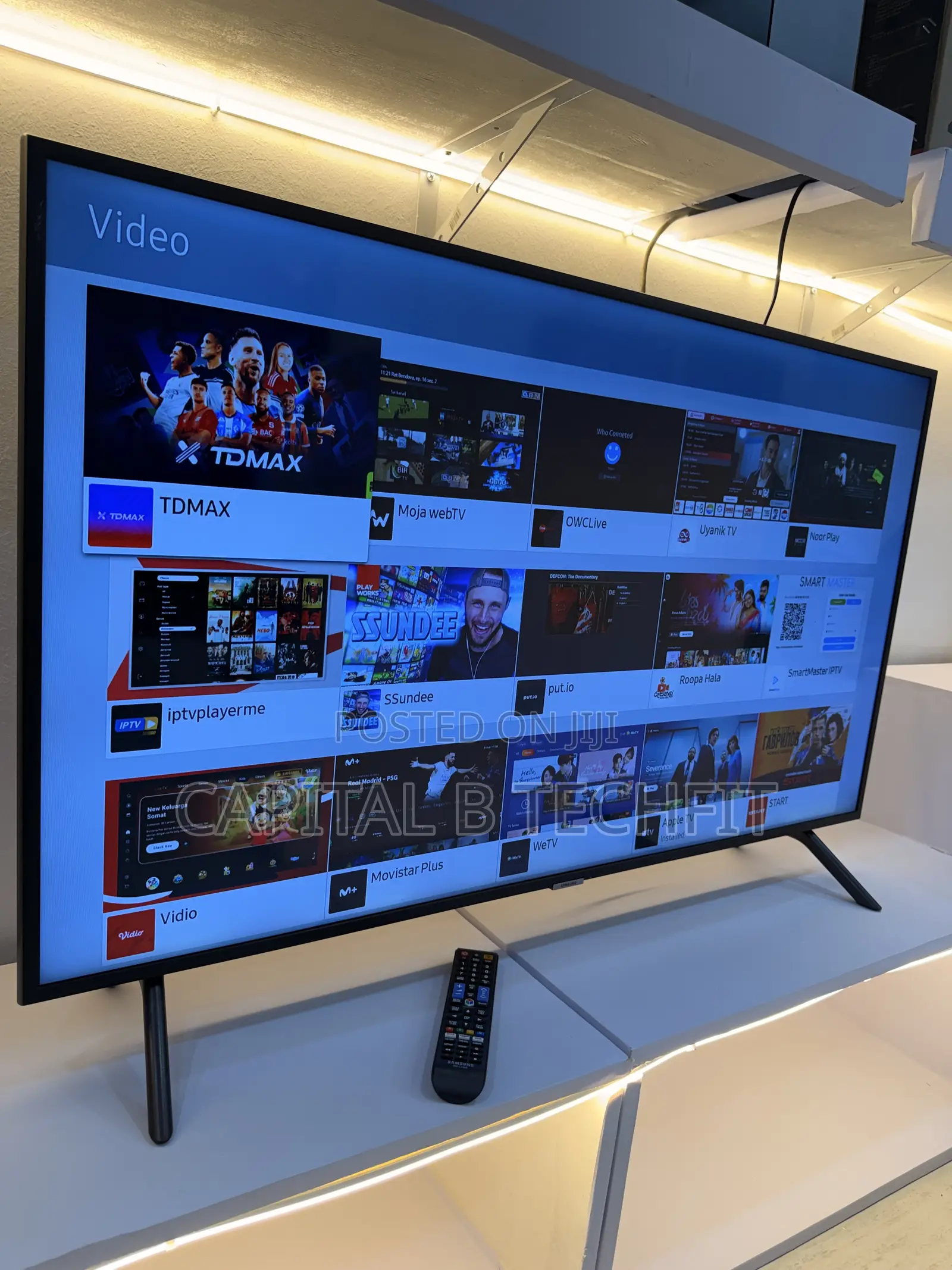 49inches Samsung Uhd HDR Smart TV