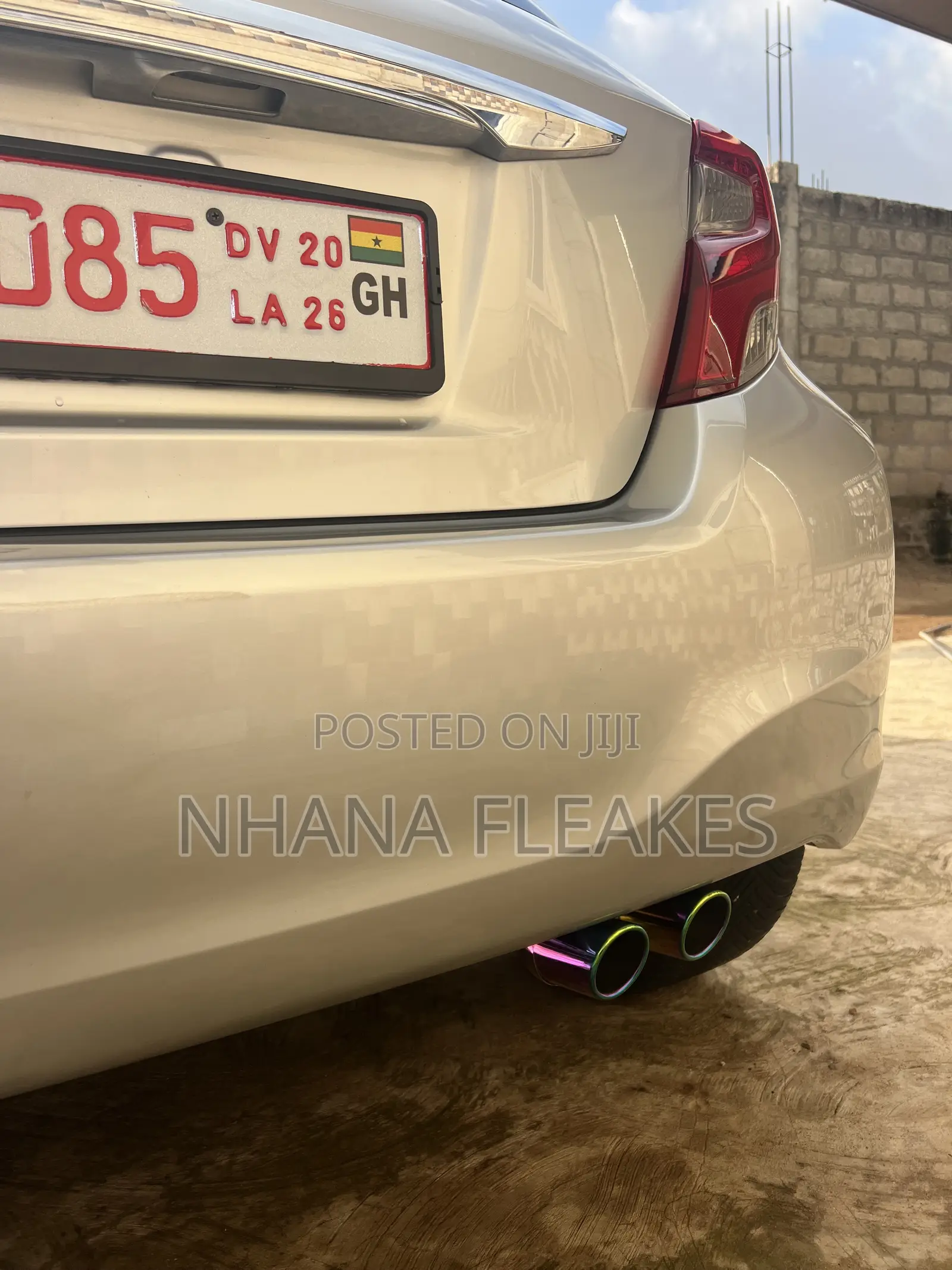 Toyota Vitz 1.0 FWD 5dr 2015 Silver