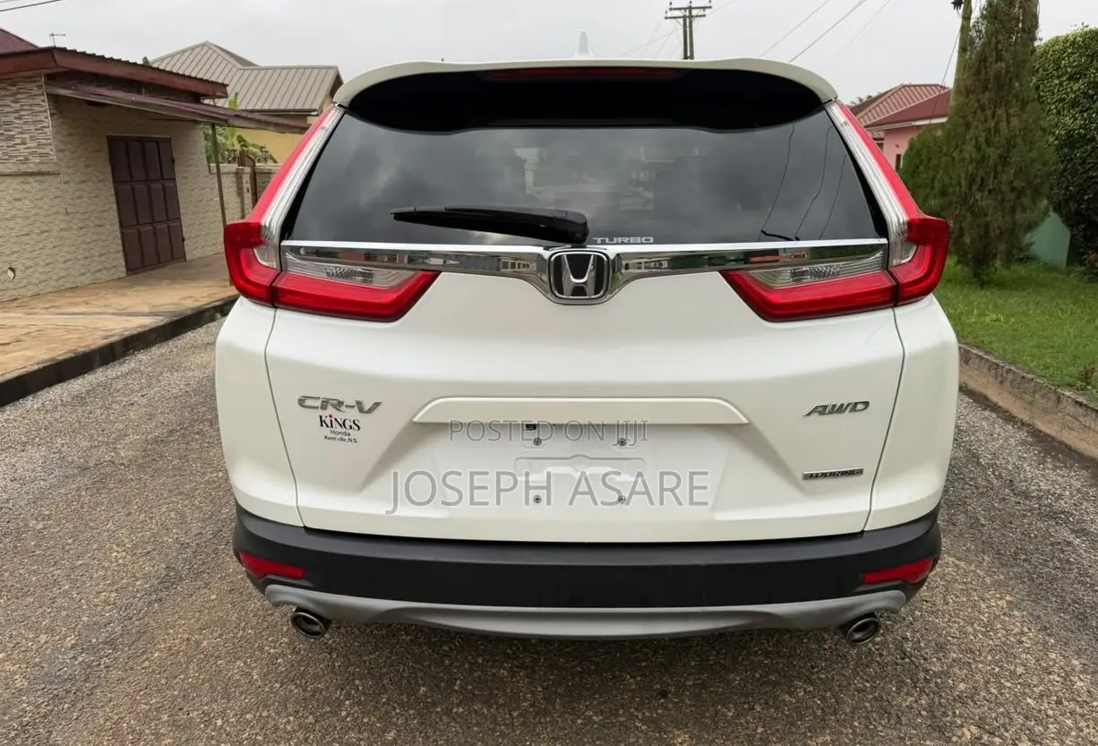 Honda CR-V Touring AWD 2019 White