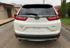 Honda CR-V Touring AWD 2019 White