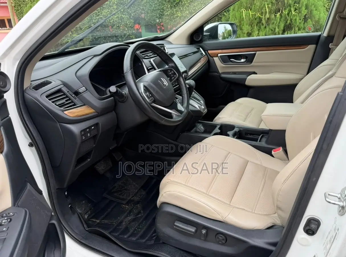 Honda CR-V Touring AWD 2019 White
