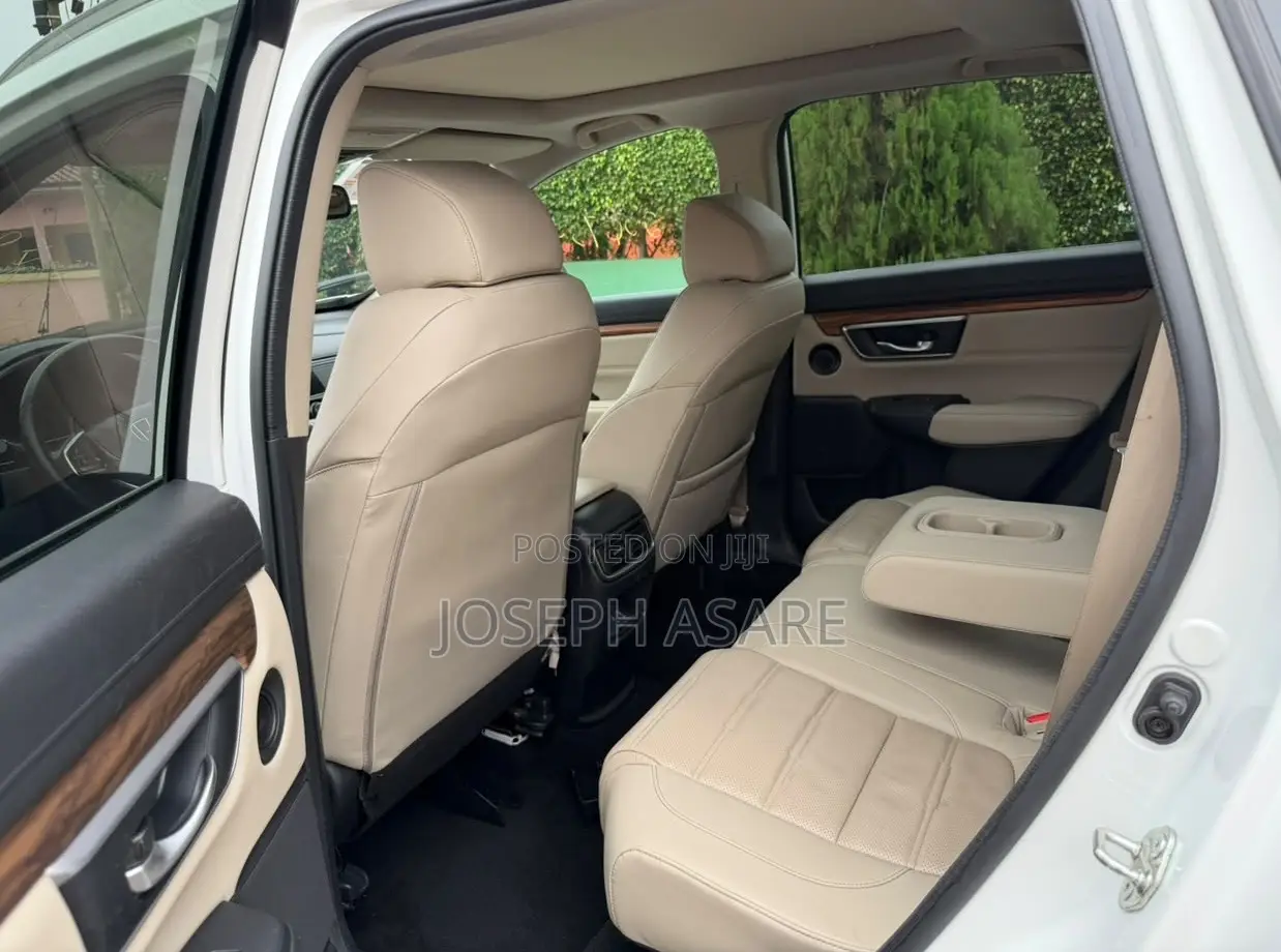 Honda CR-V Touring AWD 2019 White