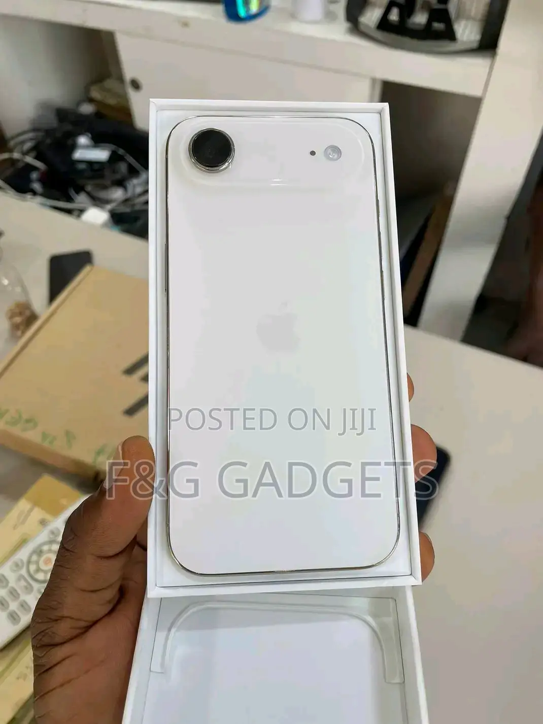 New Apple iPhone Air 256 GB Black