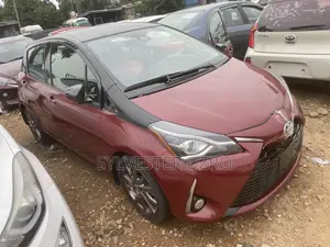 Toyota Yaris 2019 Red
