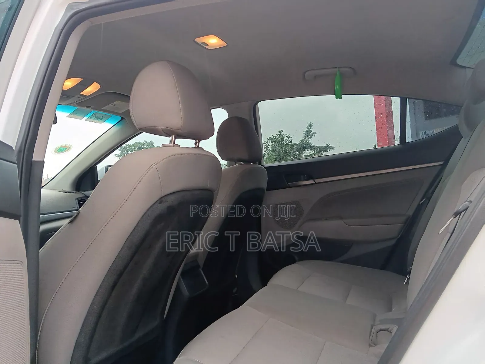 Hyundai Elantra Value Edition Sedan FWD (2.0L 4cyl 6A) 2017 White