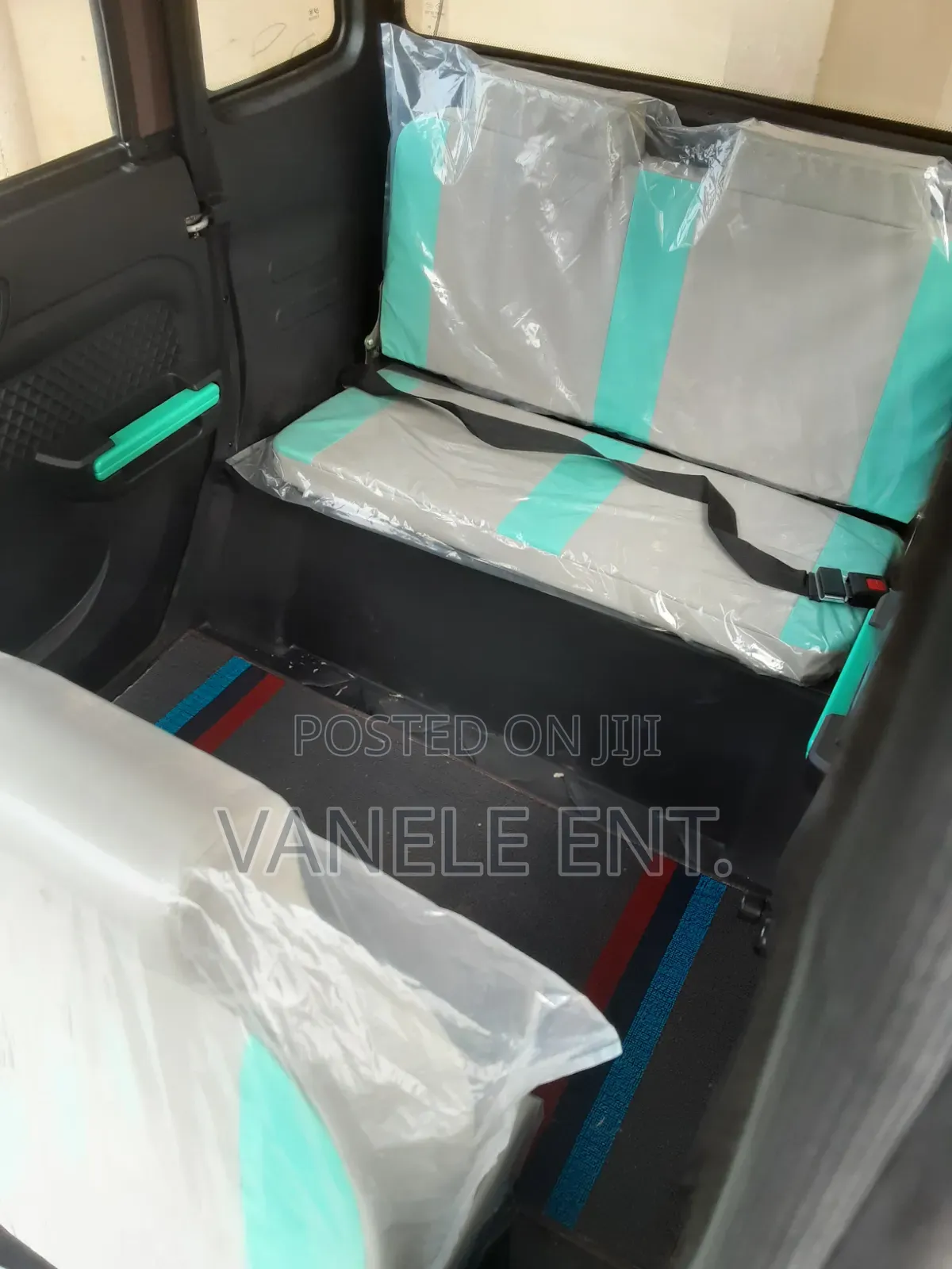 Mini Mini 2025 White