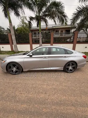 Honda Accord Touring 2.0T 2021 Silver
