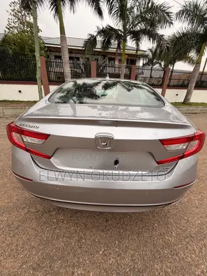 Honda Accord Touring 2.0T 2021 Silver