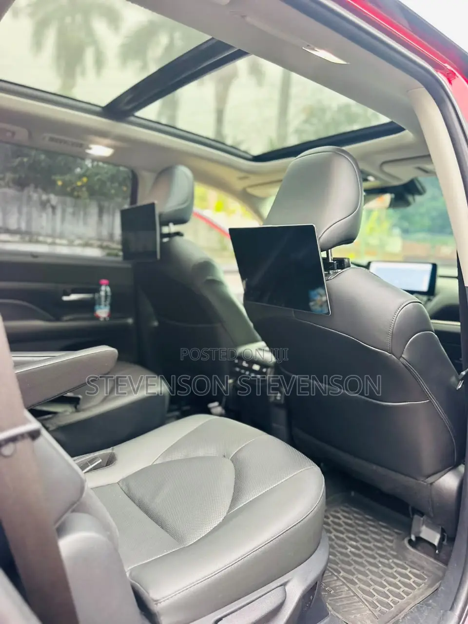 Toyota Highlander 2024 Red