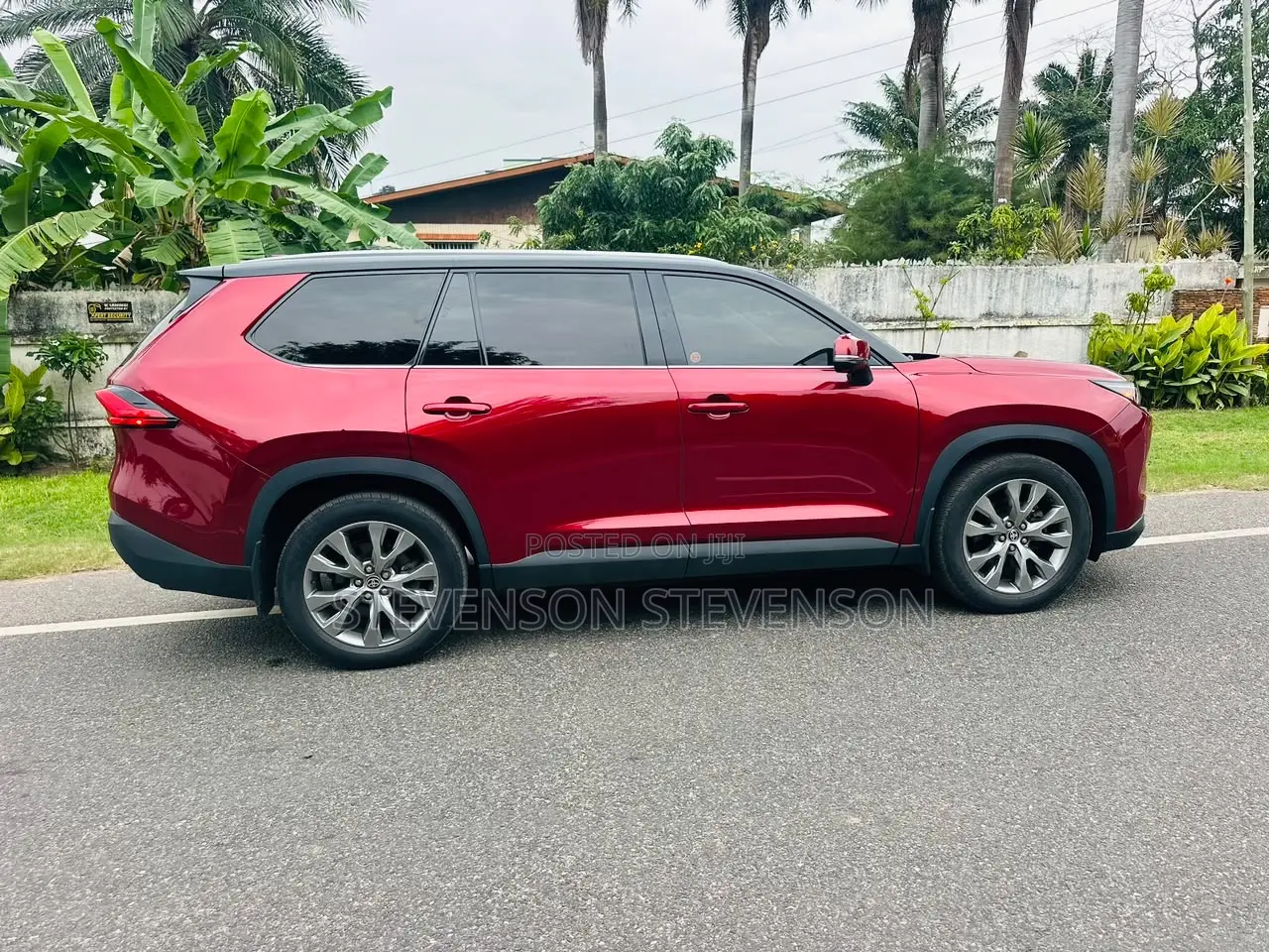 Toyota Highlander 2024 Red