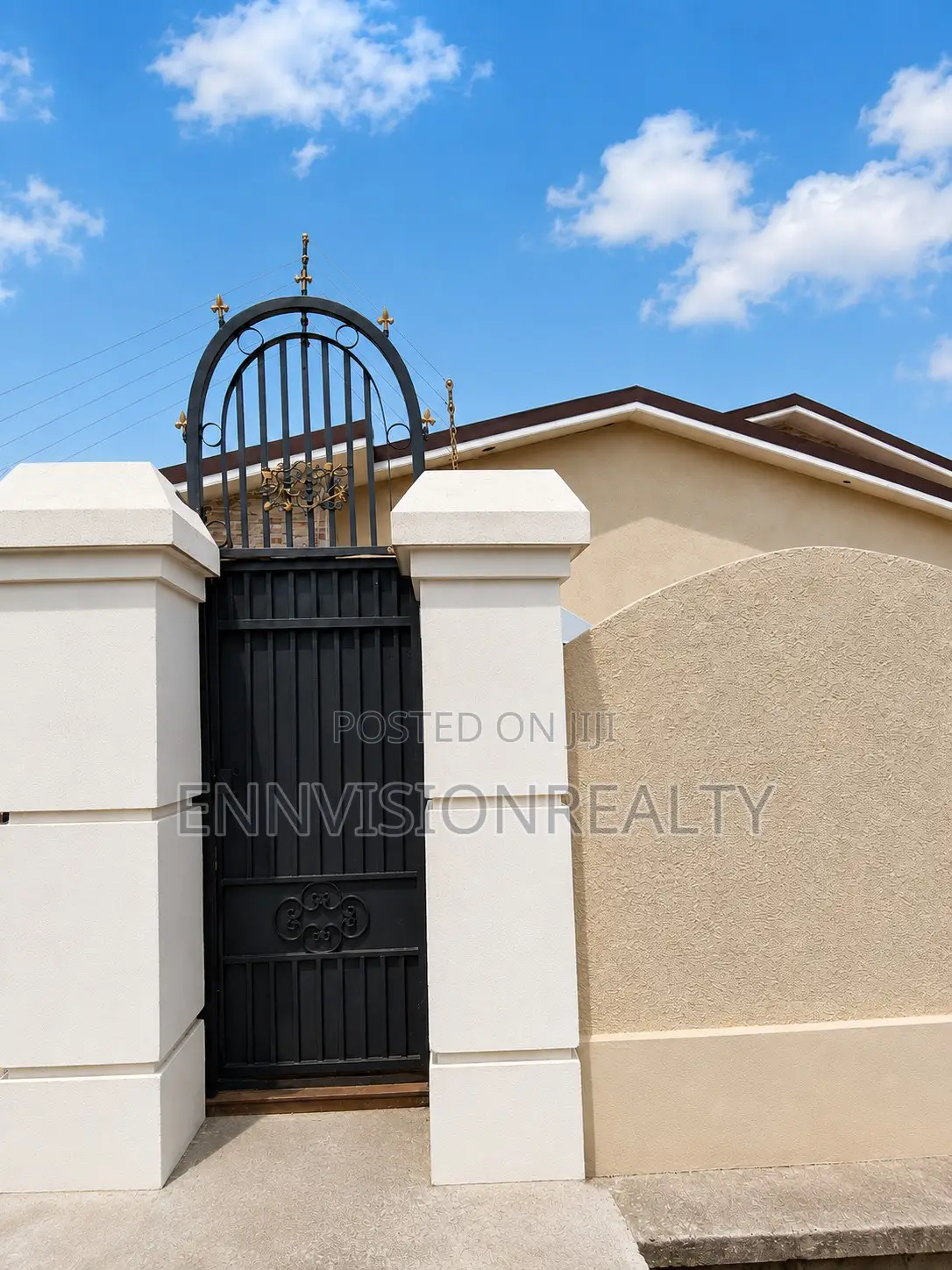 4bdrm House in Kwabenya for sale