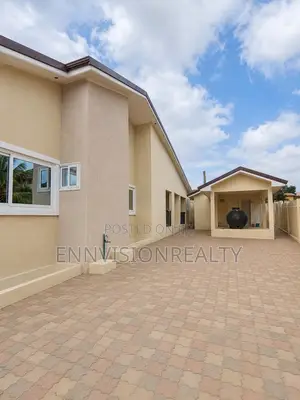 4bdrm House in Kwabenya for sale