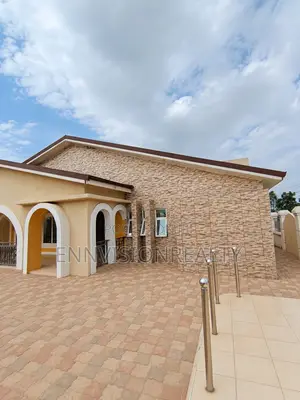 4bdrm House in Kwabenya for sale