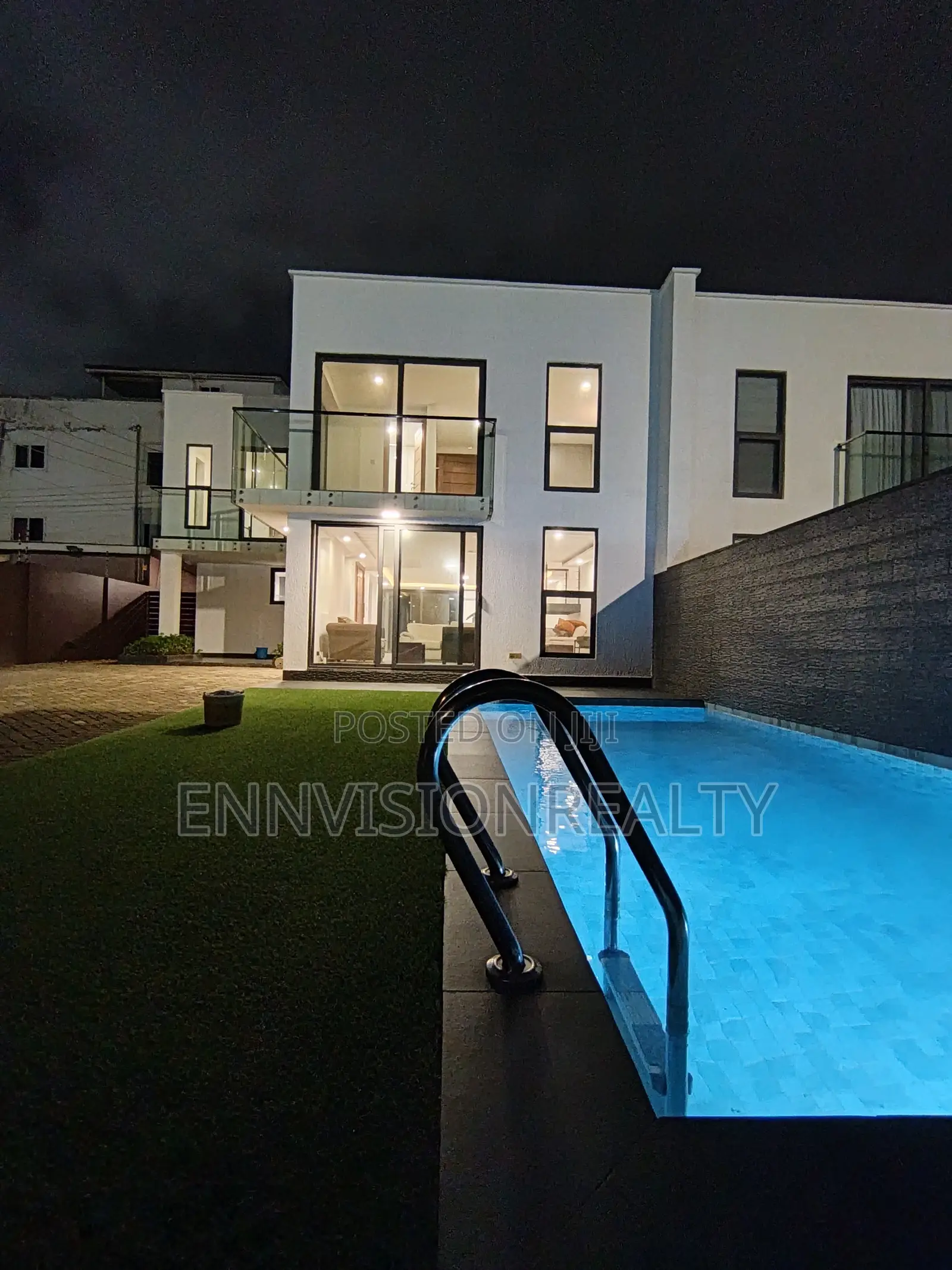 3bdrm House in Estates for sale