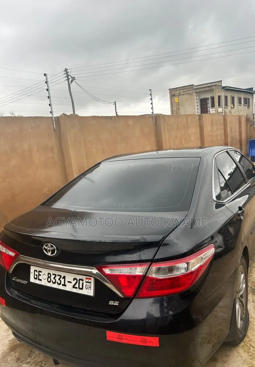 Toyota Camry SE 4dr Sedan (2.5L 4cyl 6A) 2015 Black