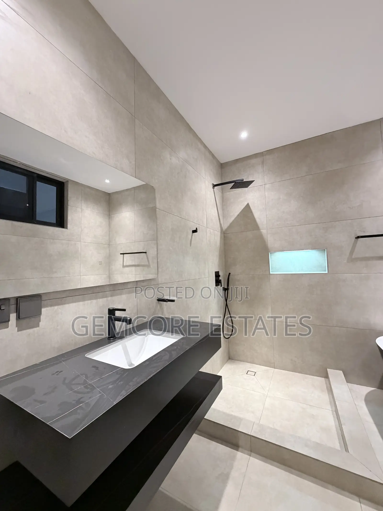 Furnished 4bdrm House in Nanakrom, Ashaley Botwe for sale