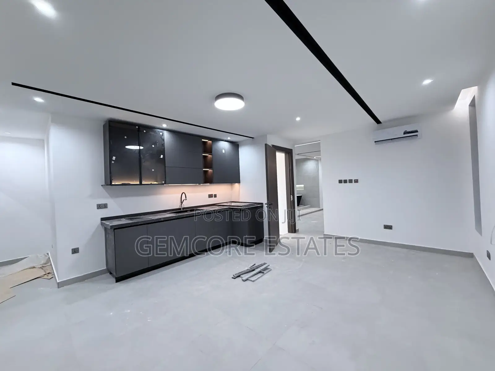 Furnished 4bdrm House in Nanakrom, Ashaley Botwe for sale