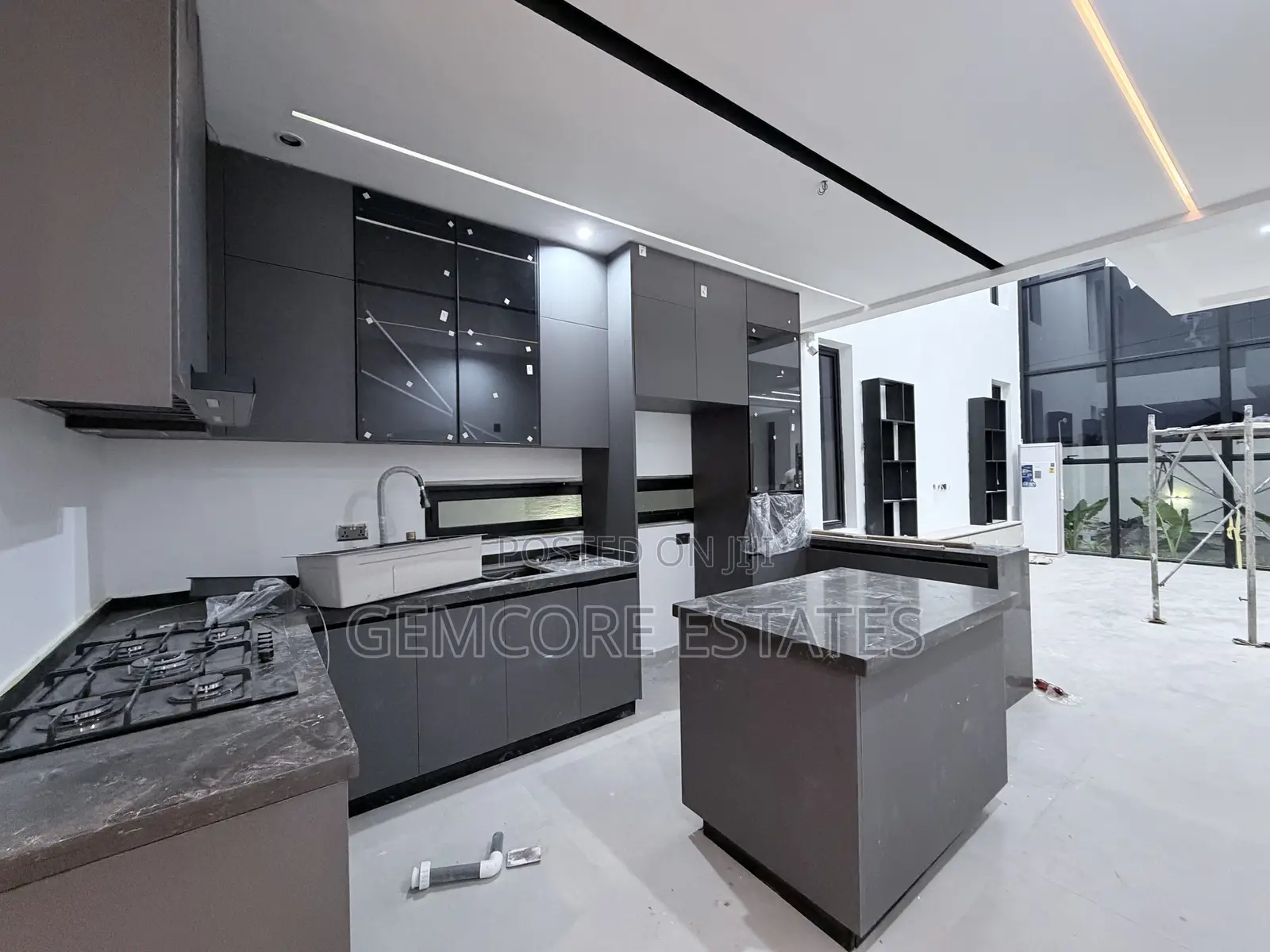 Furnished 4bdrm House in Nanakrom, Ashaley Botwe for sale