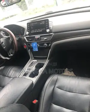 Honda Accord Touring 2.0T 2018 Black
