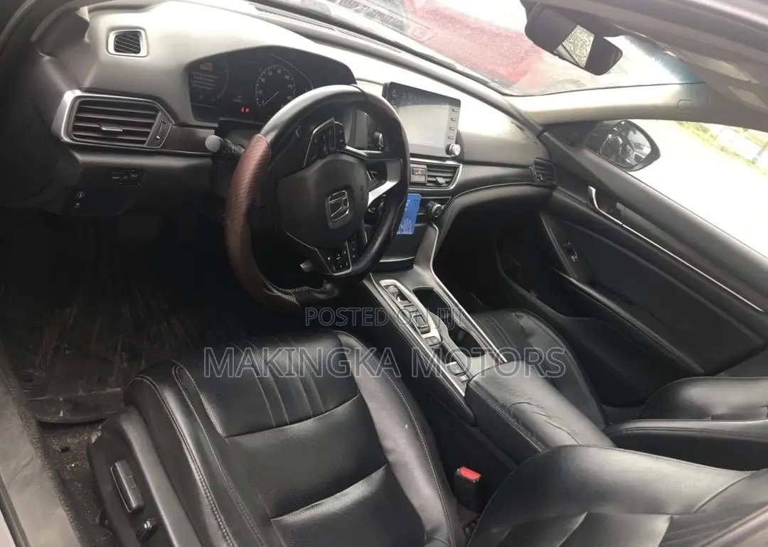 Honda Accord Touring 2.0T 2018 Black
