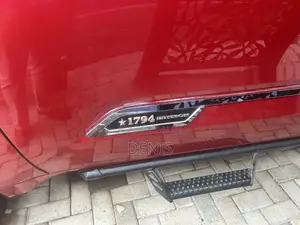 Toyota Tundra 1794 Edition CrewMax 5.5' Bed 2023 Red