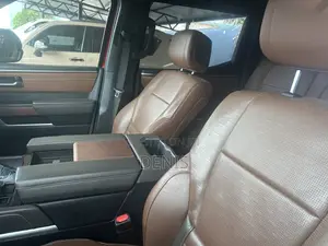 Toyota Tundra 1794 Edition CrewMax 5.5' Bed 2023 Red