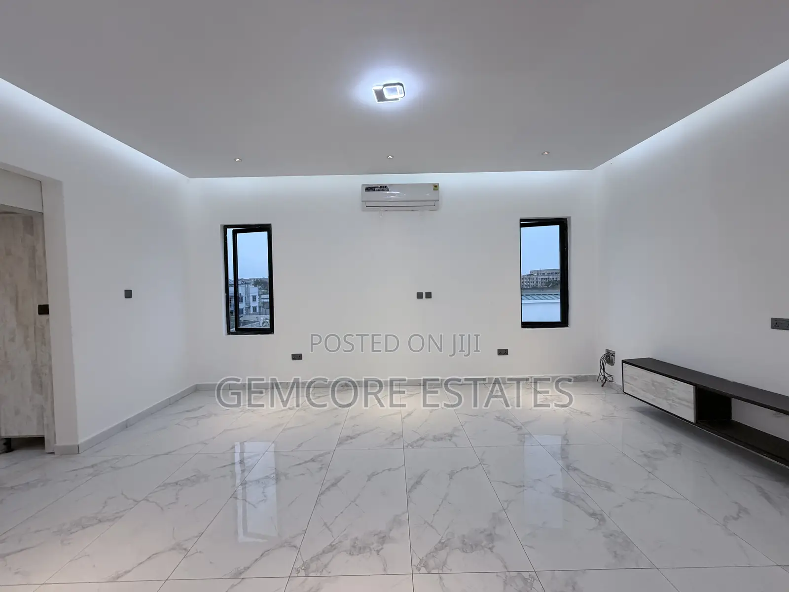 4bdrm Townhouse/Terrace in East Legon Hills, Ashaley Botwe for sale