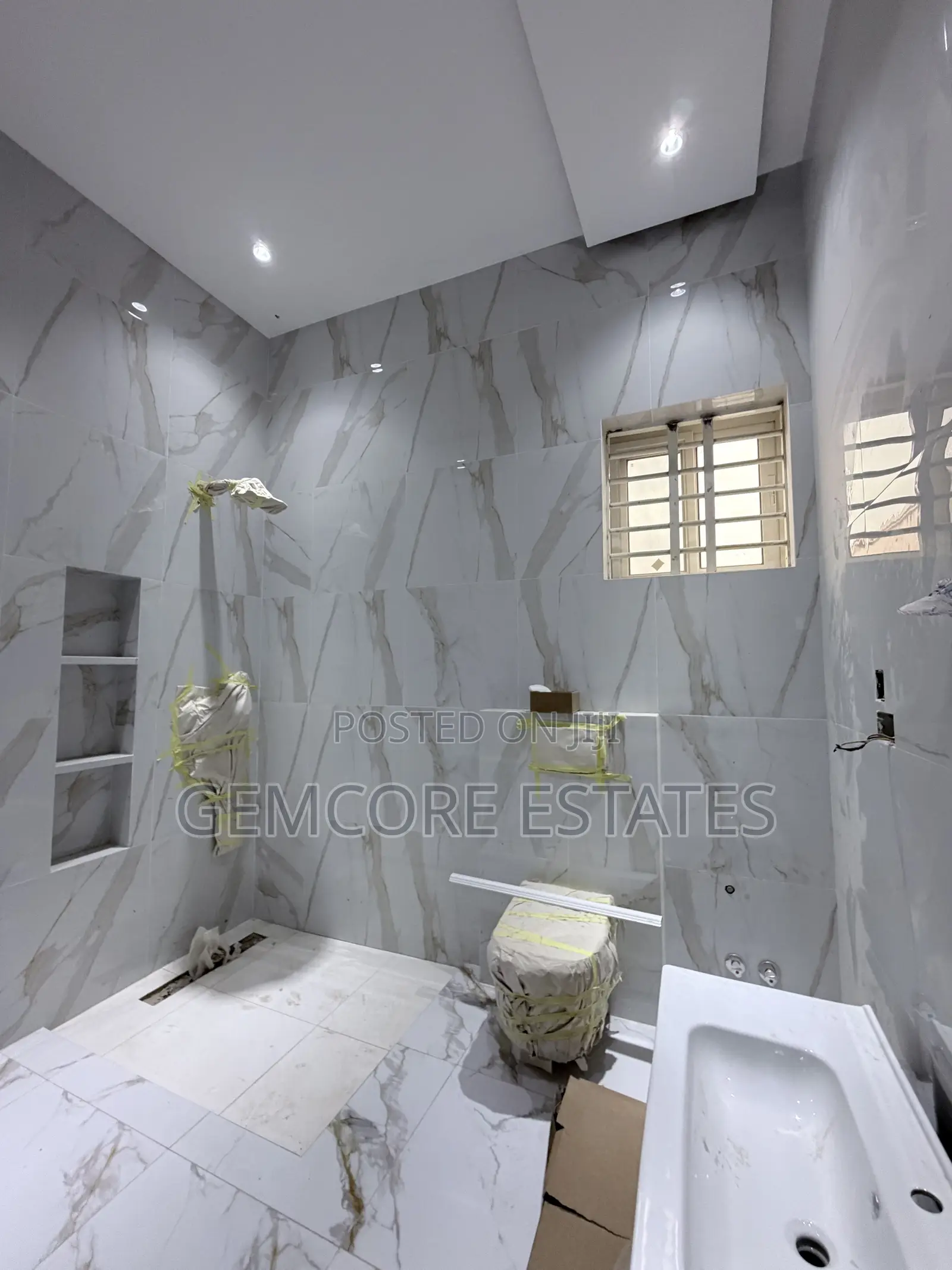 4bdrm House in East Legon Hills, Ashaley Botwe for sale