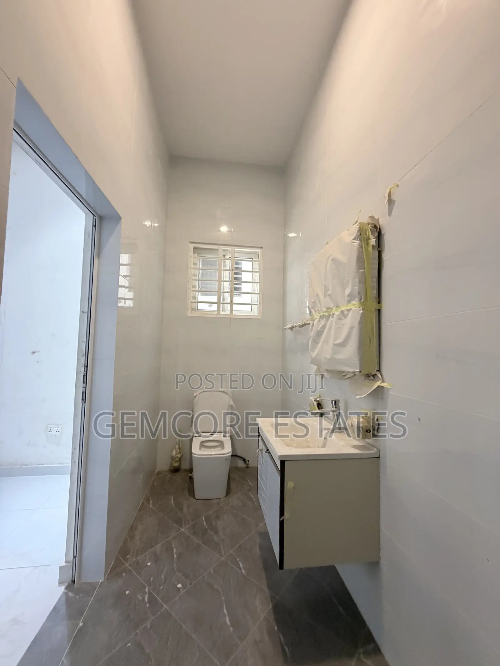 4bdrm House in East Legon Hills, Ashaley Botwe for sale