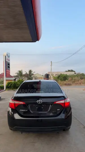Toyota Corolla S 4dr Sedan (1.8L 4cyl CVT) 2015 Black
