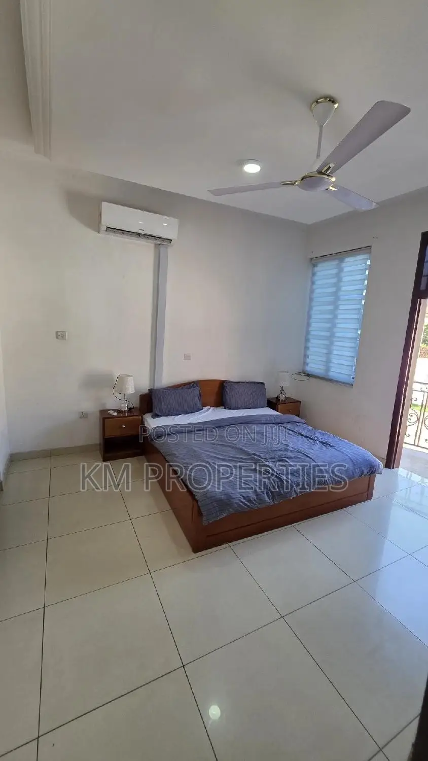 Furnished 2bdrm Townhouse / Terrace in Boundary Road Area for rent
