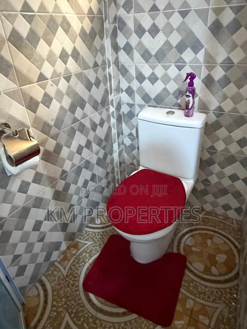 Furnished Studio Airbnb Near Achimota Golf-Hills