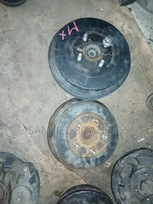 Toyota Yaris Back Hub Complete Is Available Here
