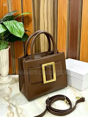 Luxury Buckle Top Handle Handbag for Women ( in a Box With Strap )