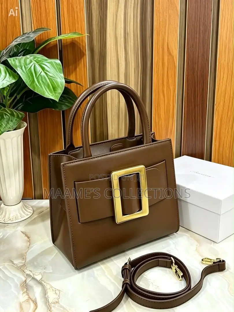 Luxury Buckle Top Handle Handbag for Women ( in a Box With Strap )