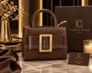 Luxury Buckle Top Handle Handbag for Women ( in a Box With Strap )