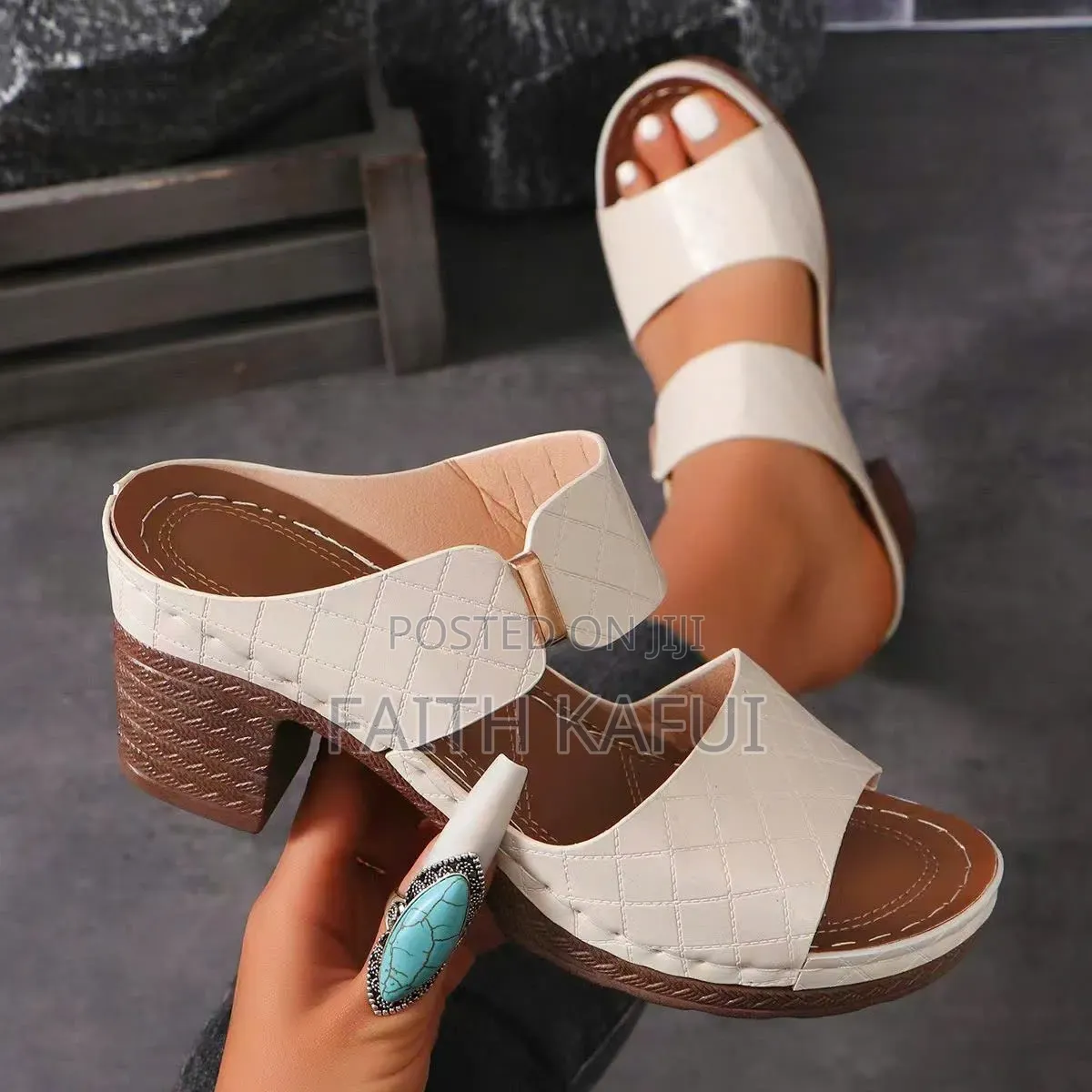 Lady's Footwear