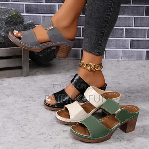 Lady's Footwear