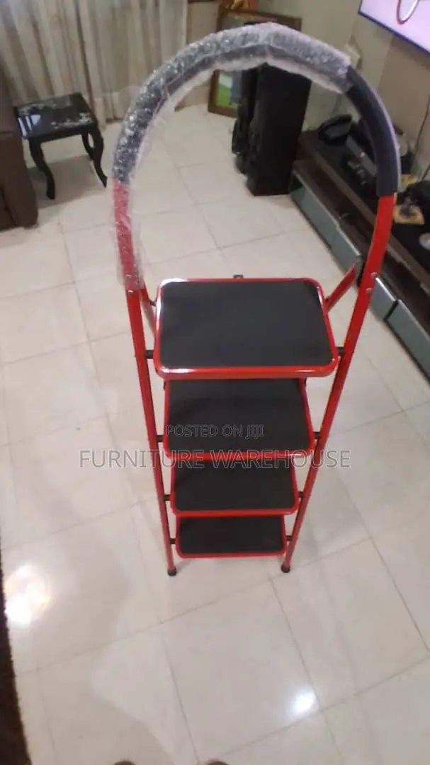 Four Step Ladder