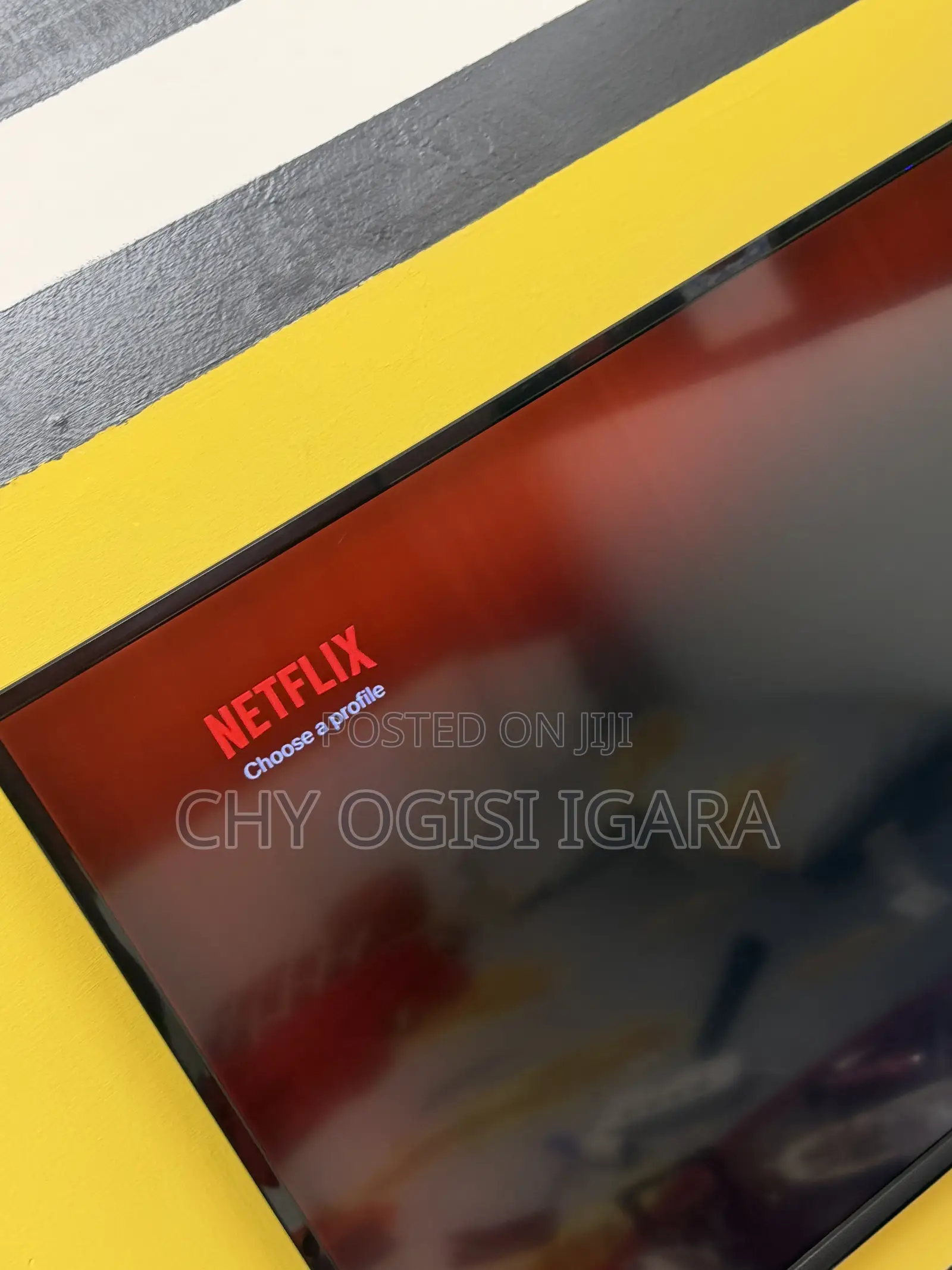 TCL 40” Television