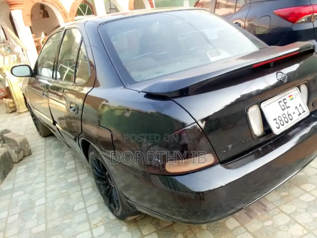 Nissan Sentra 2.0 2011 Black