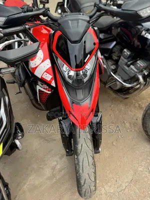 Ducati Hypermotard 950 RVE 2024 Red
