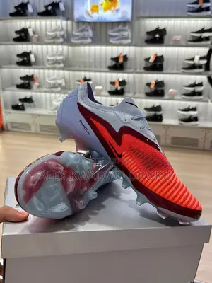 Nike Phantom 6 Elite