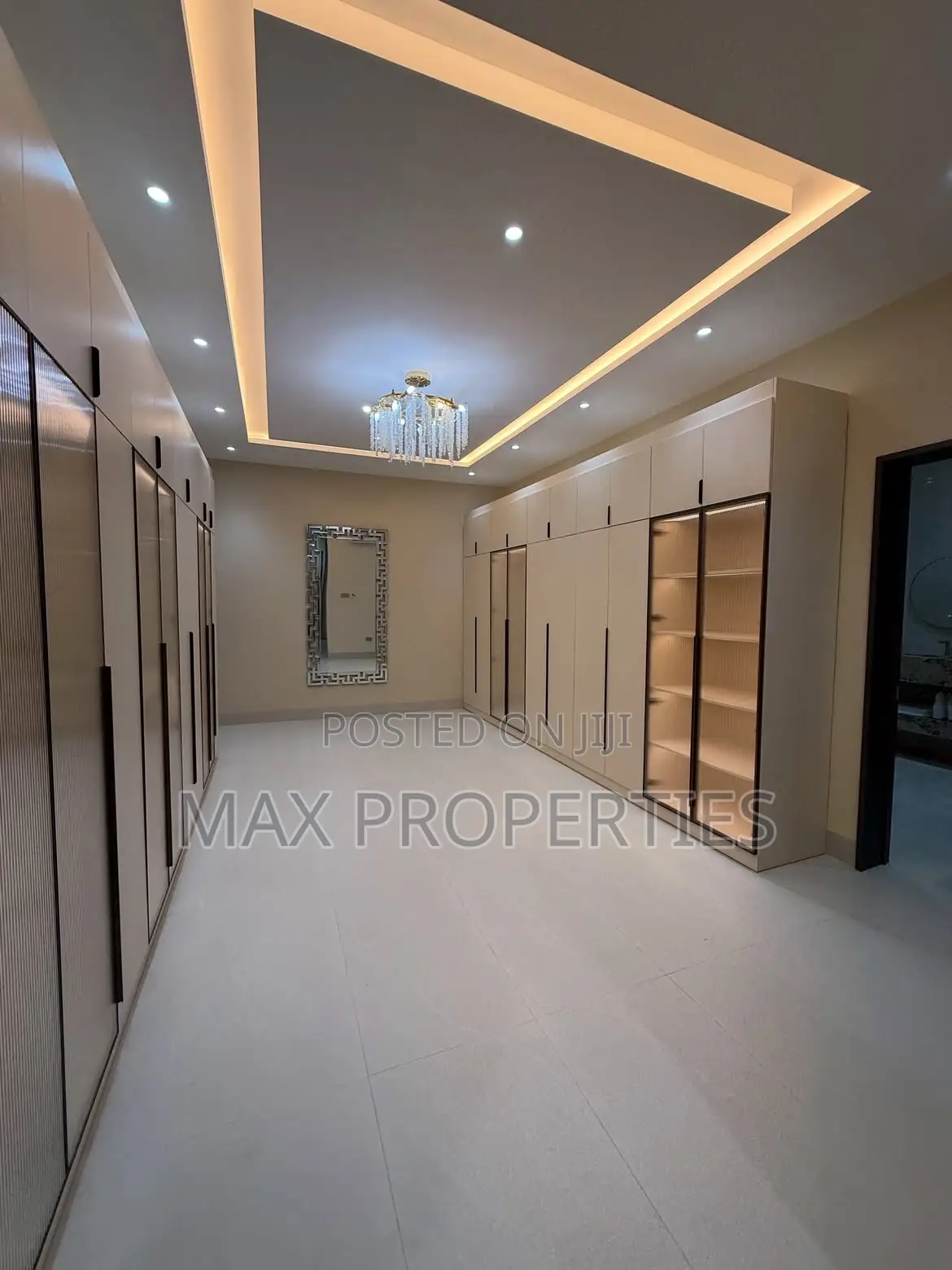 Furnished 5bdrm House in East Legon for sale