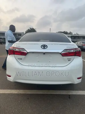 Toyota Corolla 2017 Off white